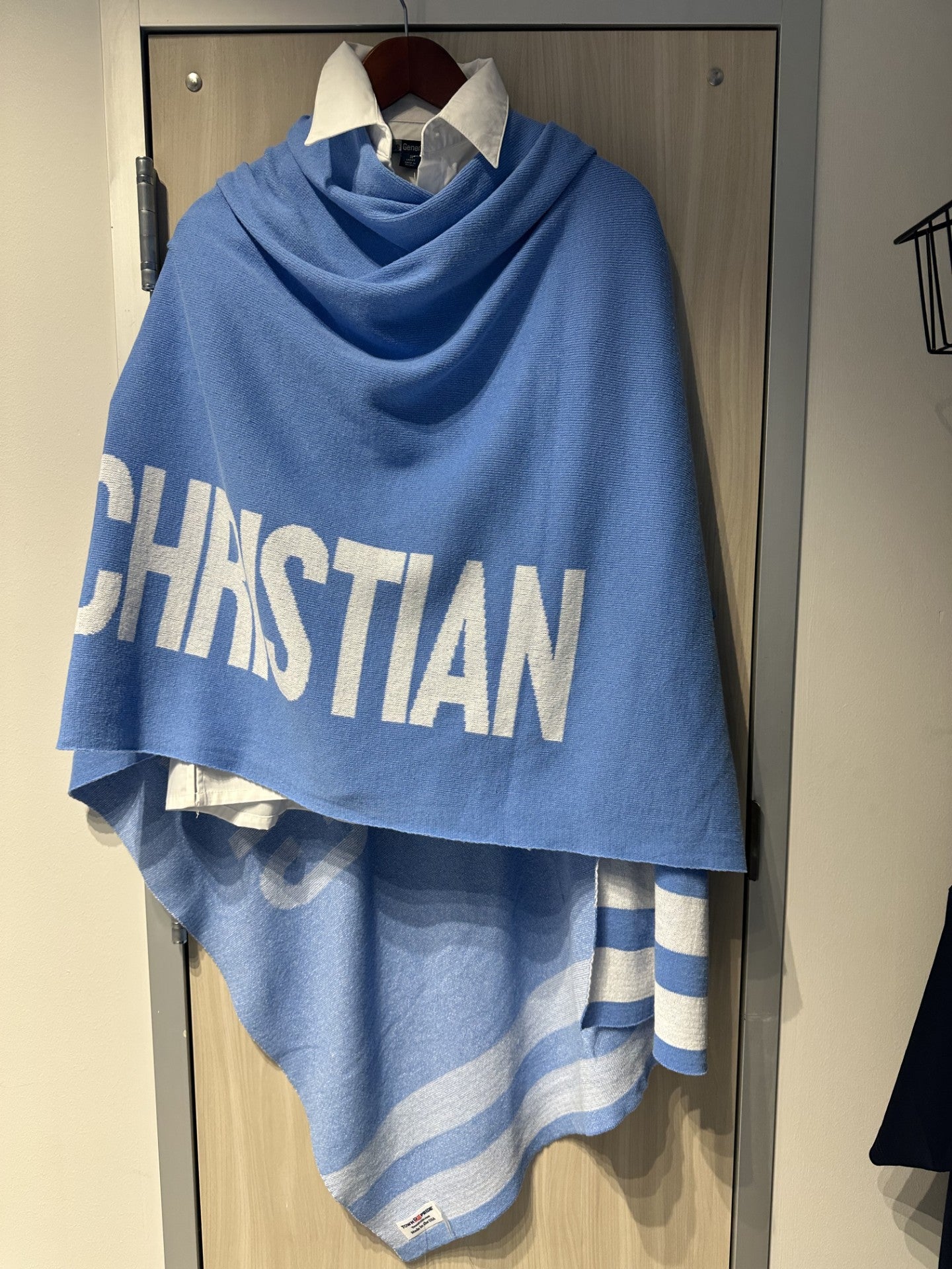 Sweater Wrap Cypress Christian