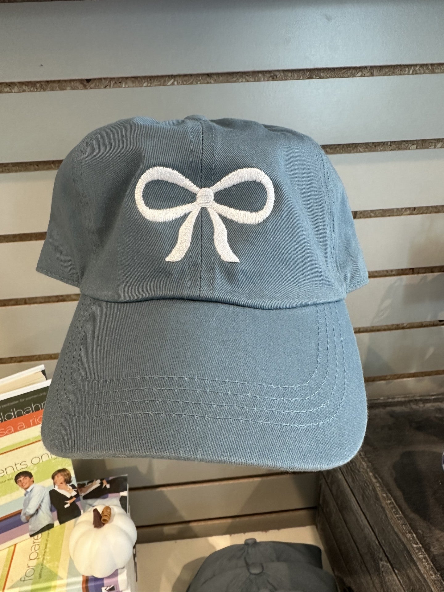 D&Y Stone Blue Bow Hat